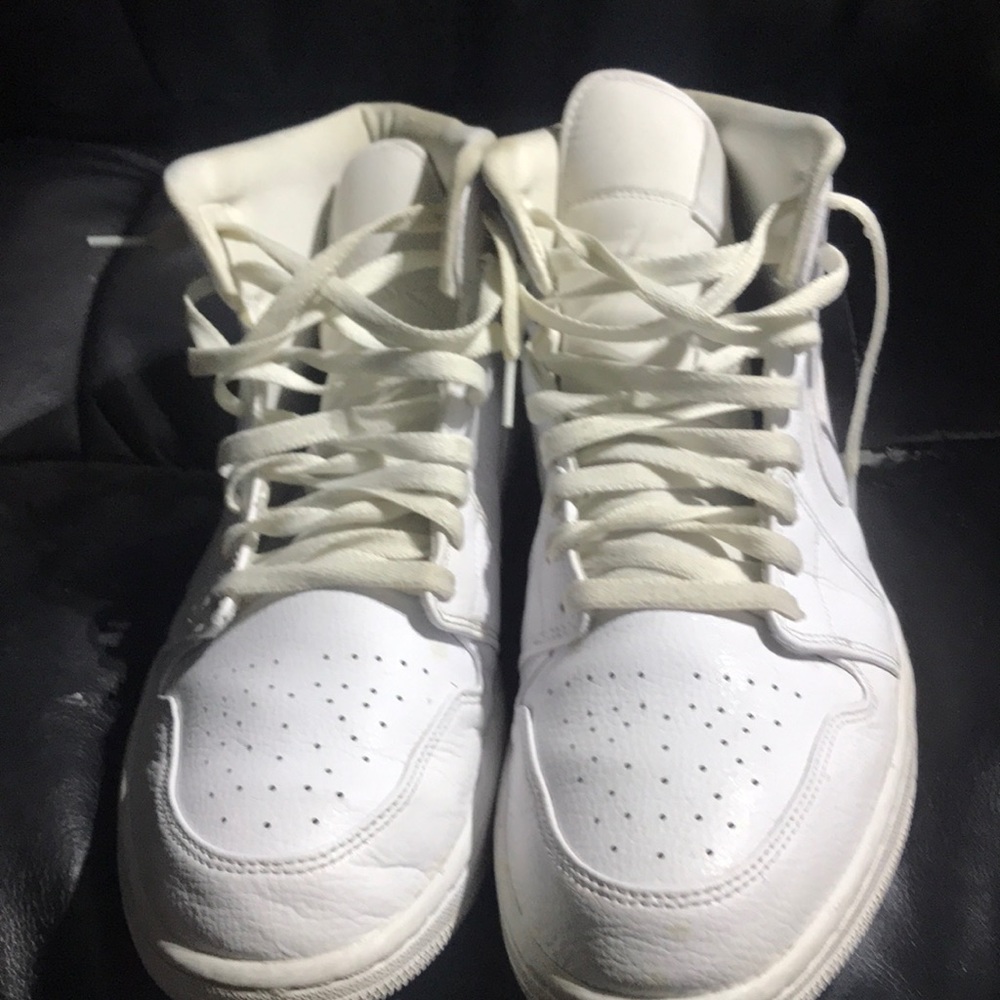 Jordan 1 Mid Top